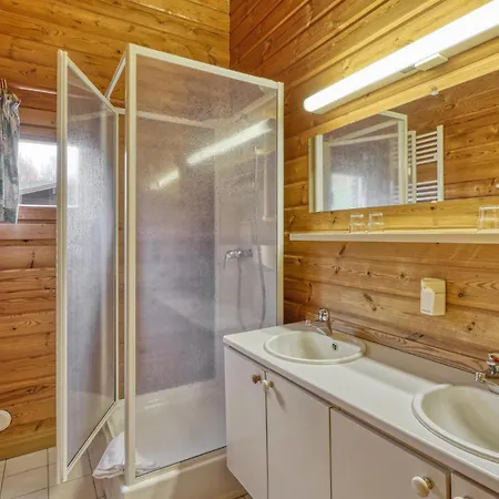 3 Bedroom Amazing In Masserberg